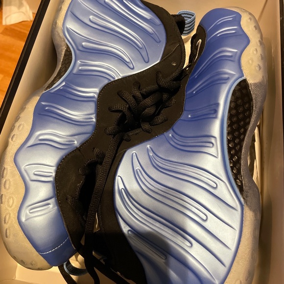 Size 11 Nike Air Foamposite One (UNC) - Picture 5 of 5